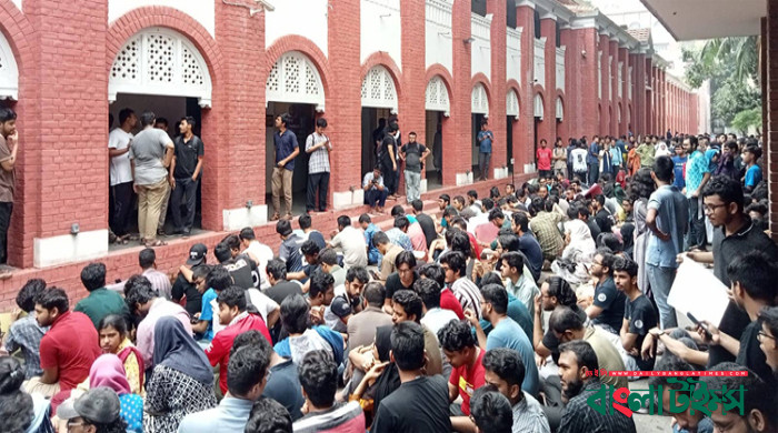 BUET students boycott classes as Abrar murder accused attends class